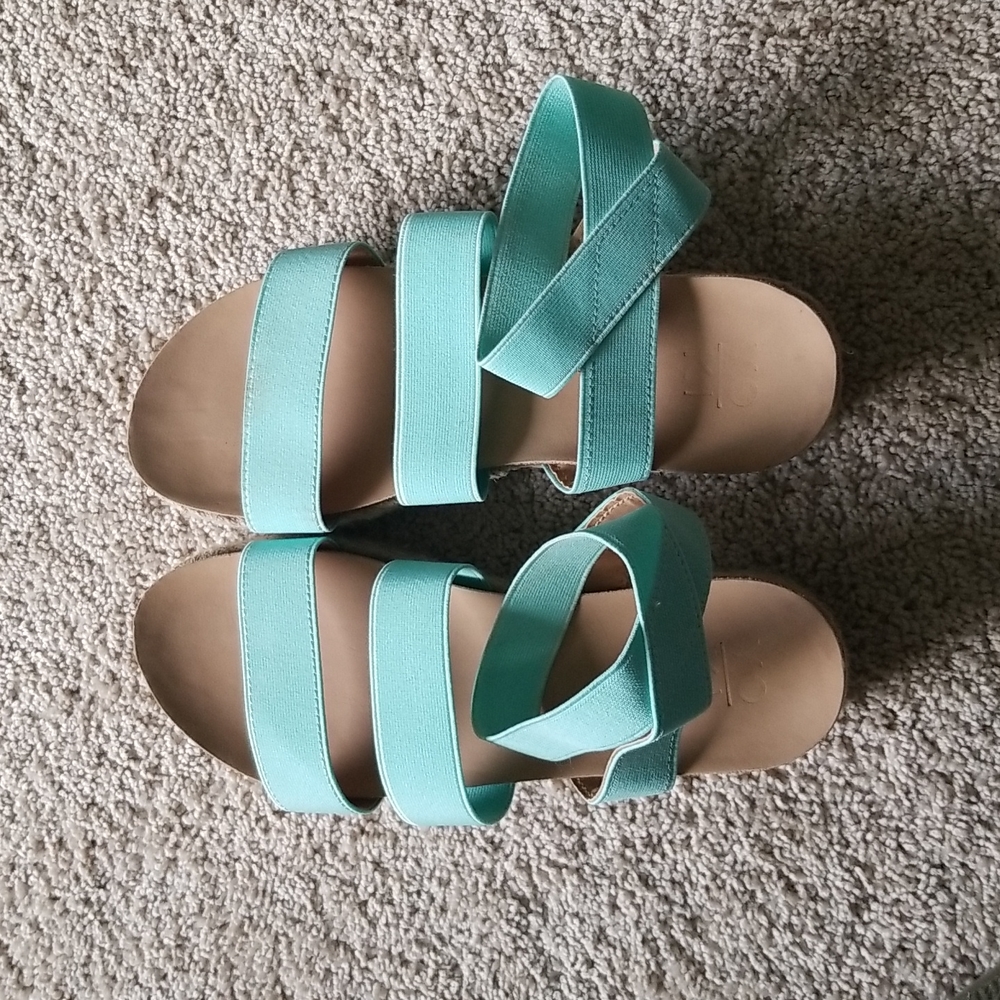 Aqua/mint flatform sandals
